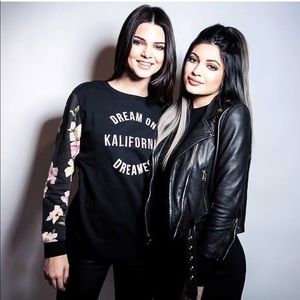 Floral sleeve Kendall and Kylie pullover sweater